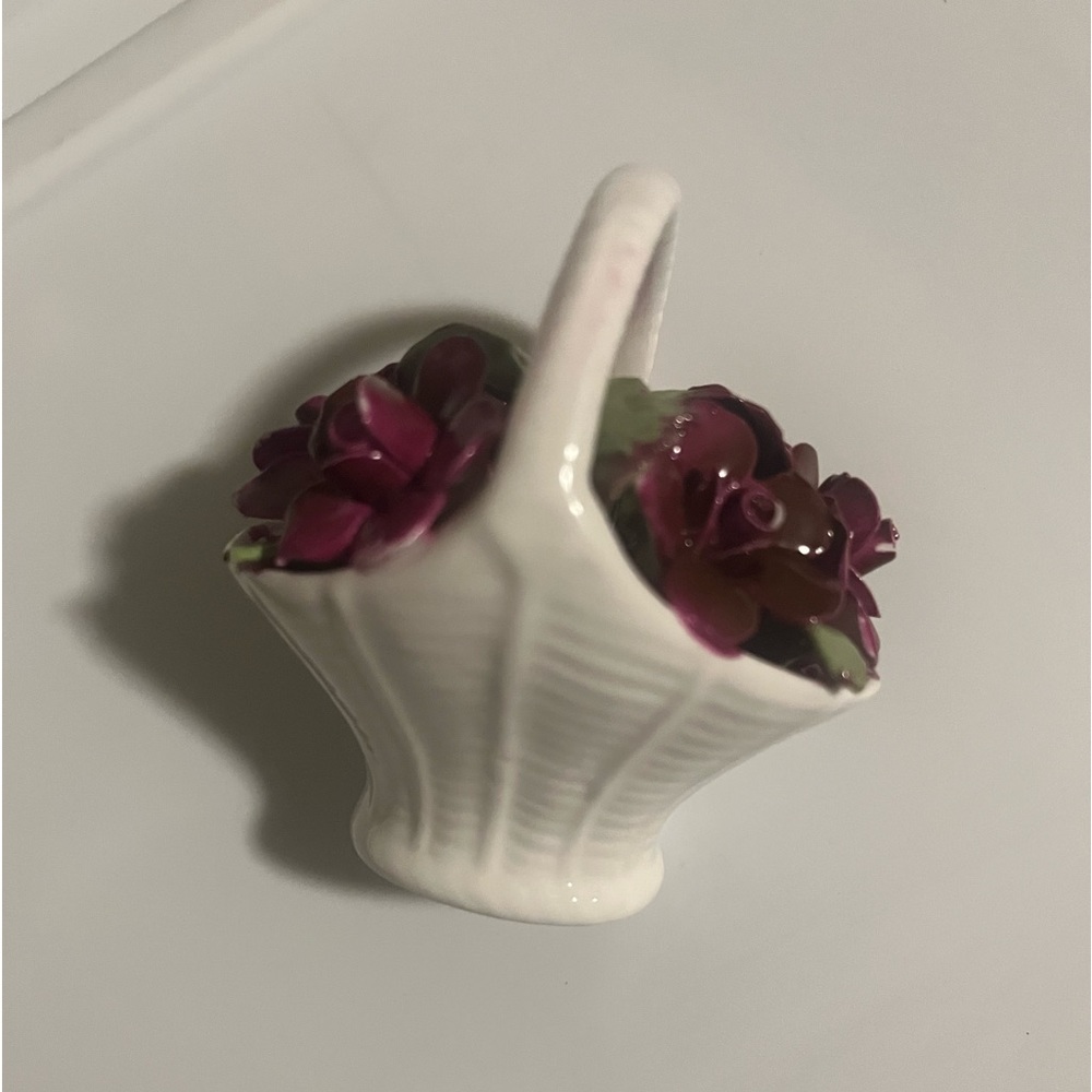 Aynsley Fine Bone China Small
Flower Basket Hand Painted
England Vtg 3.5°x2"×2.5